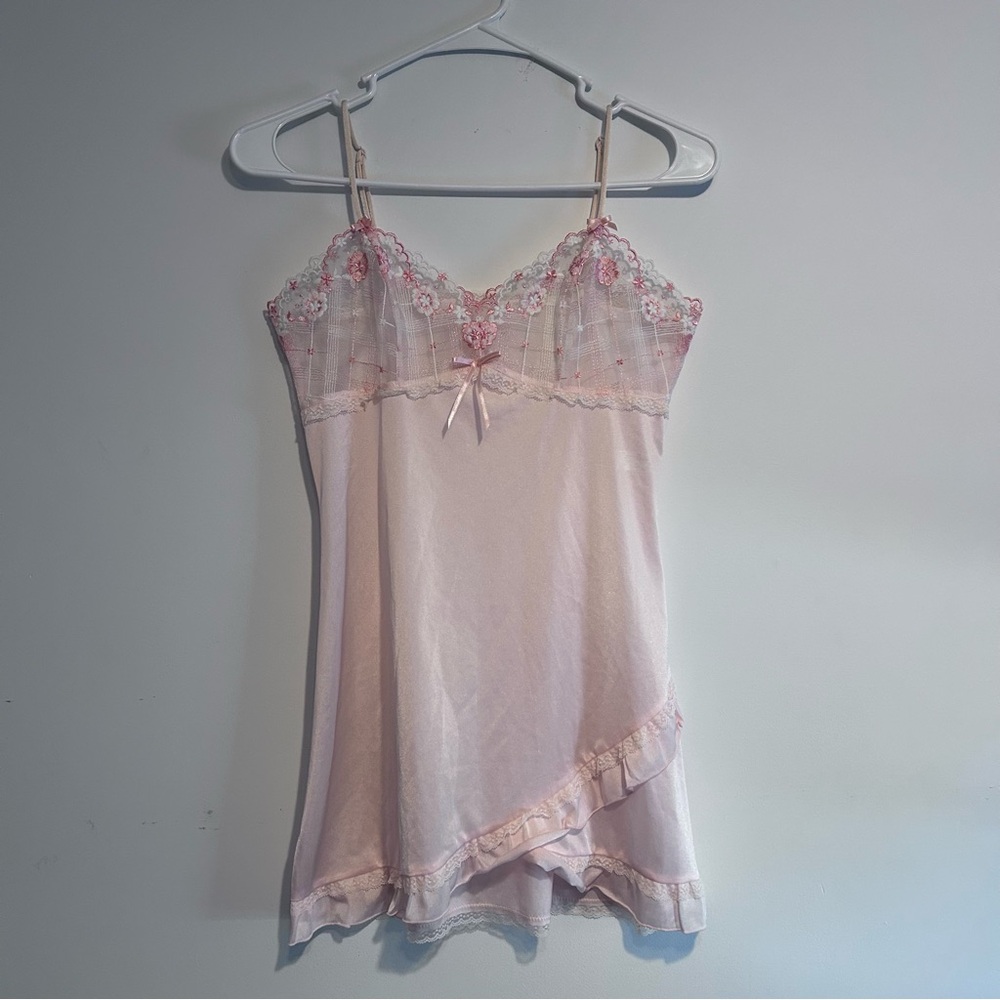 Japanese Pink Chemise with Lace Trim Floral Embroidery and Bow
